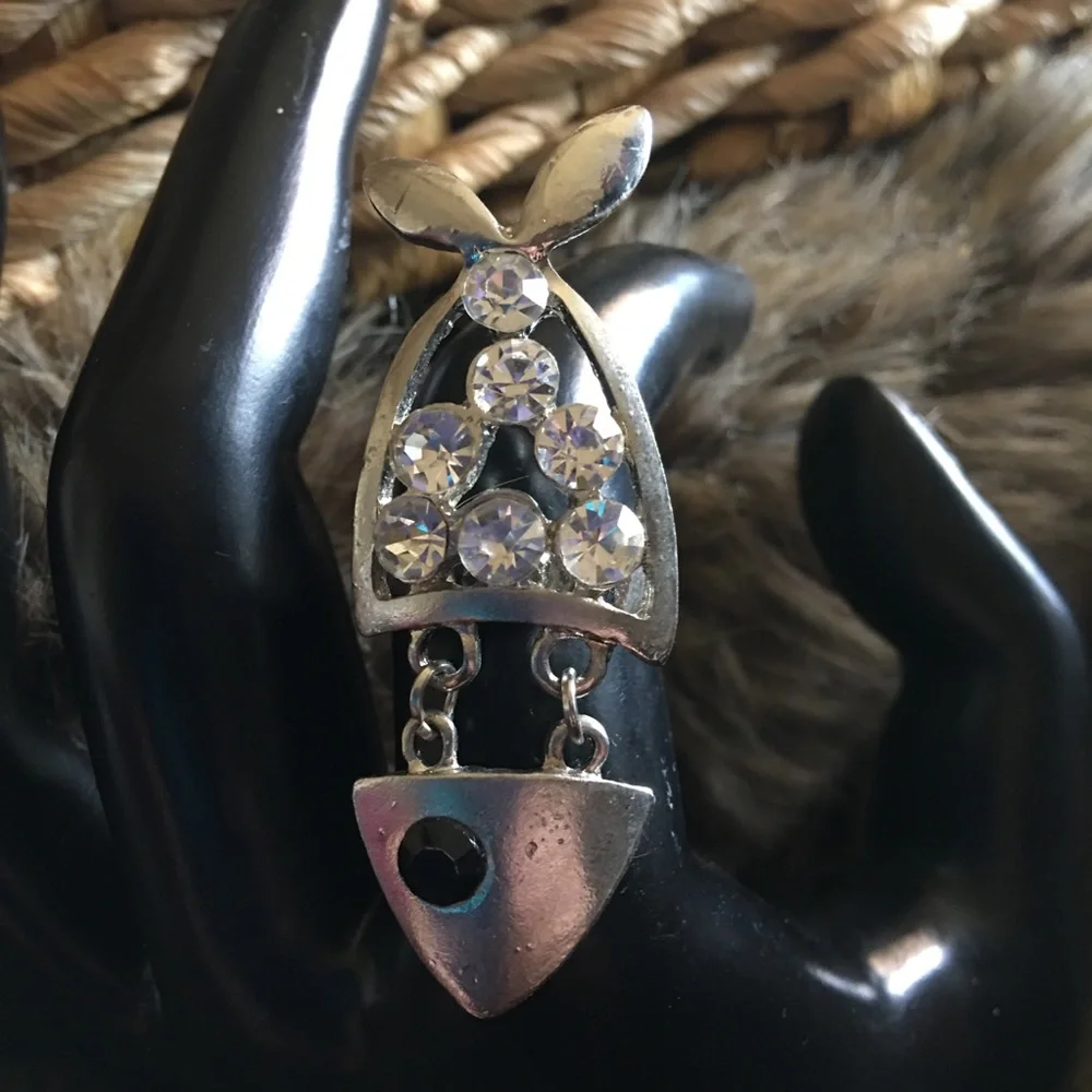 Vintage dangle head rhinestone fish ring